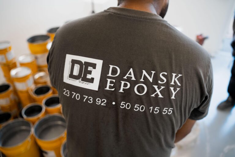 T-shirt med Dansk Epoxy